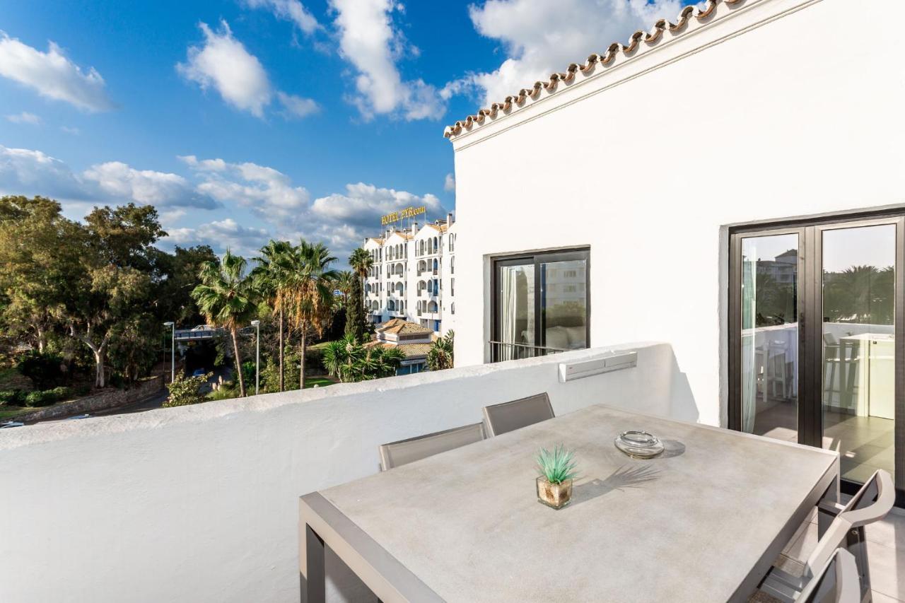 By Riva - Chic, Contemporary Studio In Puerto Banus Gardens マルベーリャ エクステリア 写真